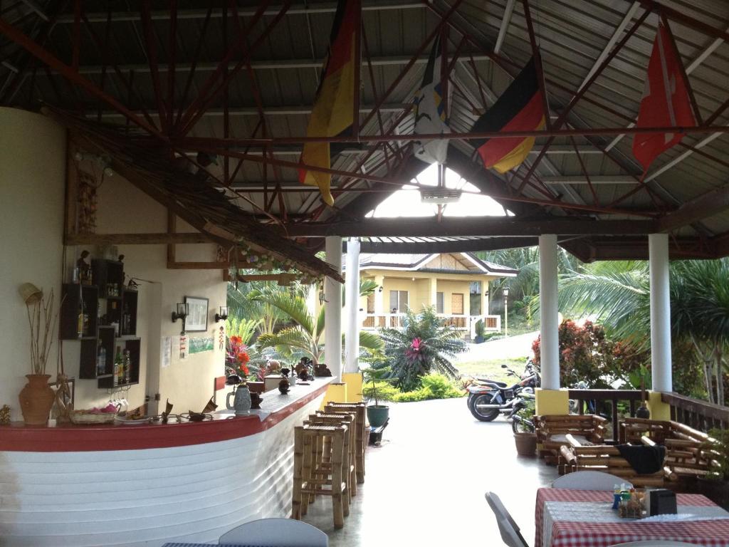Moalboal Beach Resort Alcantara  ภายนอก รูปภาพ
