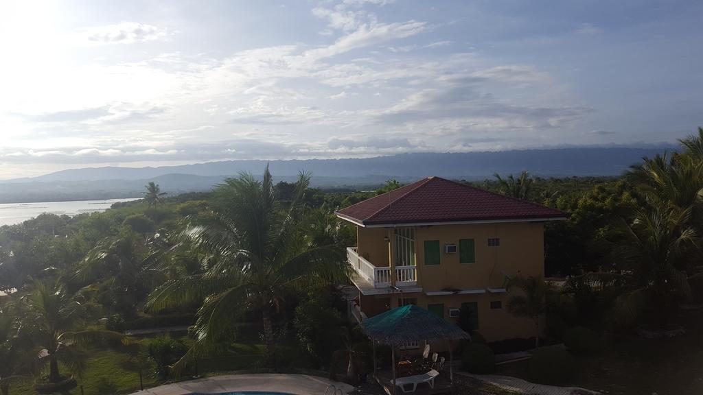 Moalboal Beach Resort Alcantara  ภายนอก รูปภาพ