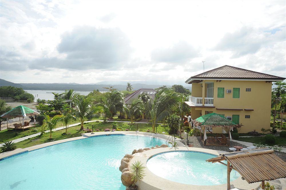 Moalboal Beach Resort Alcantara  ภายนอก รูปภาพ