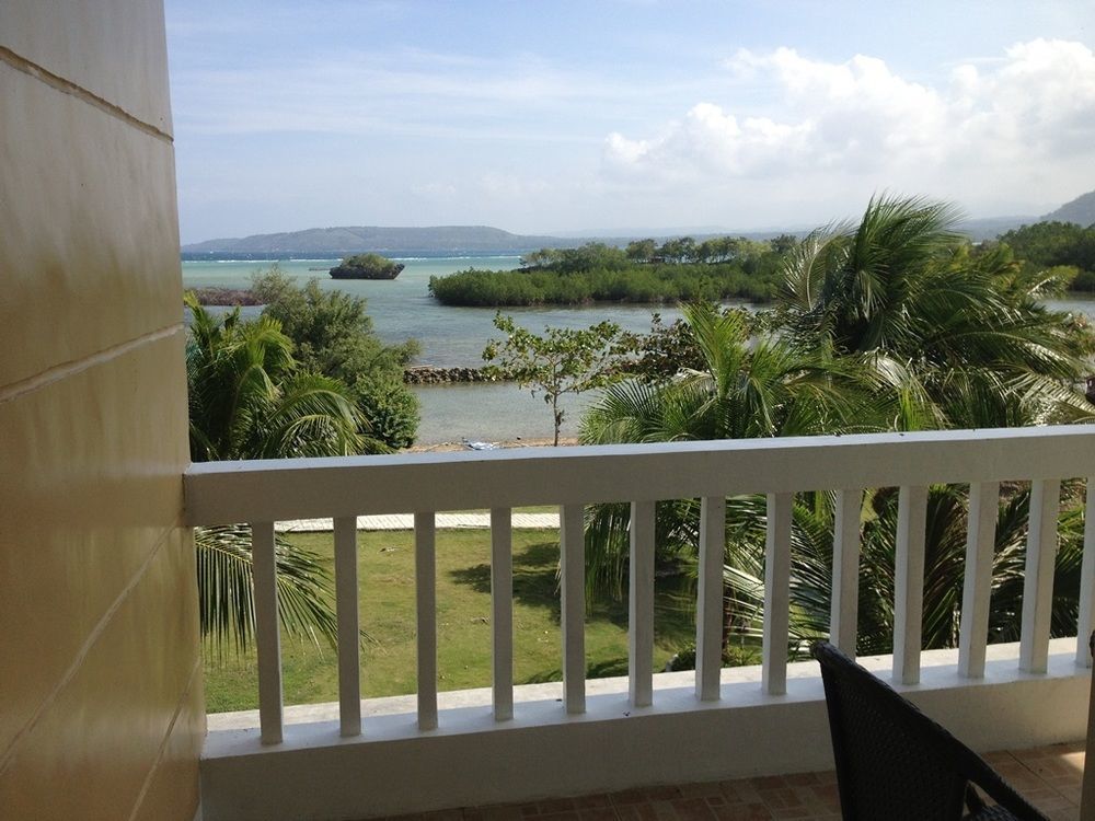 Moalboal Beach Resort Alcantara  ภายนอก รูปภาพ
