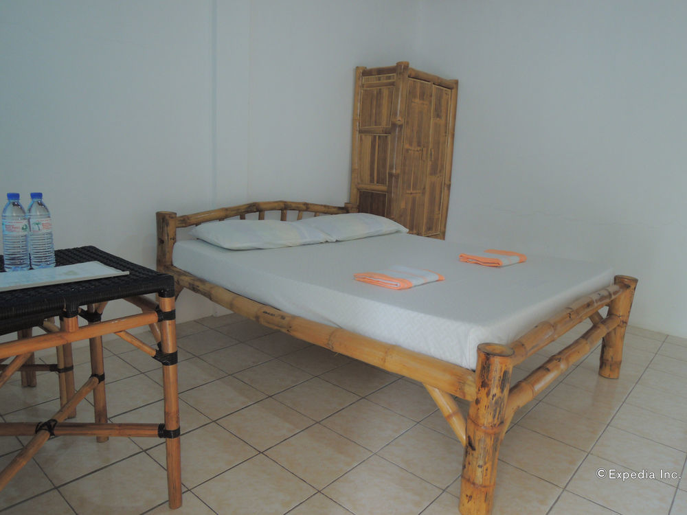Moalboal Beach Resort Alcantara  ภายนอก รูปภาพ